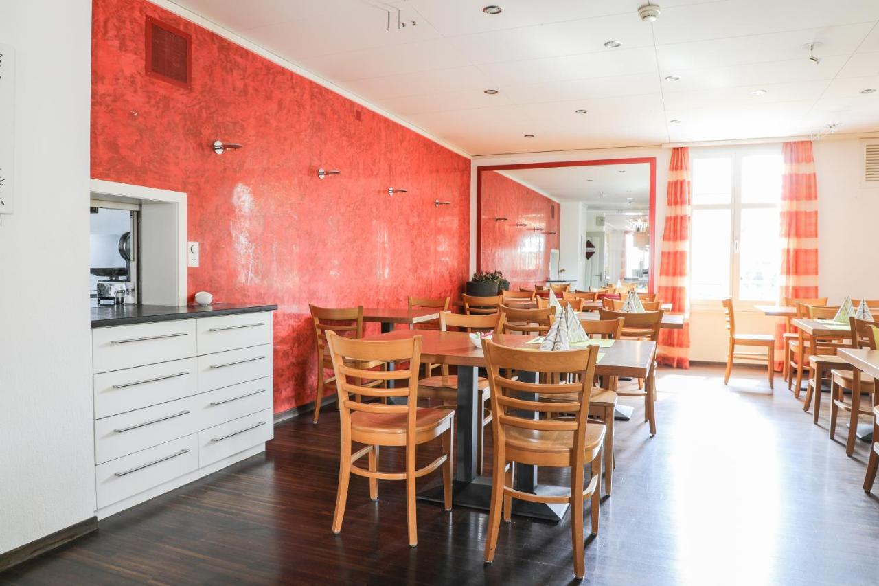 Hotel Loewen Niederuzwil Esterno foto