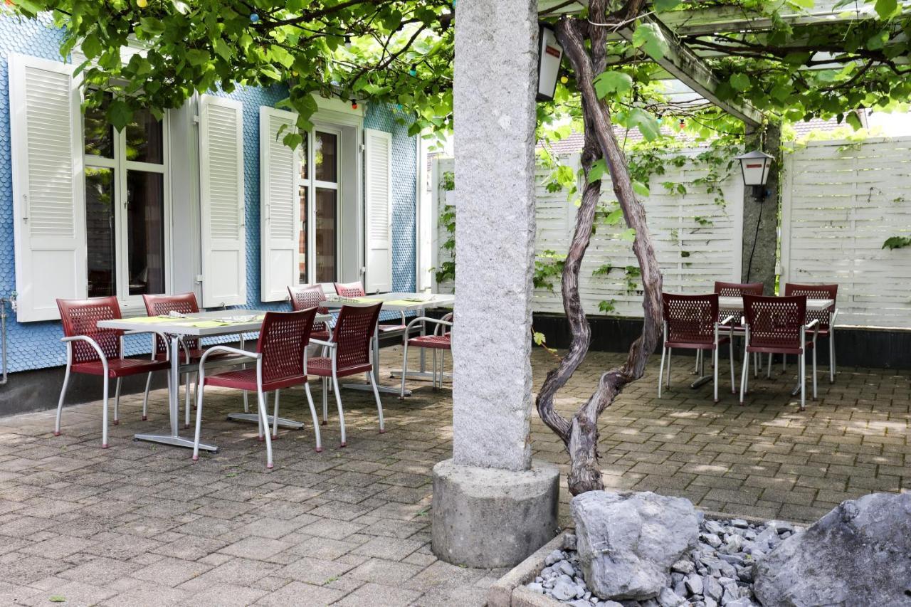 Hotel Loewen Niederuzwil Esterno foto