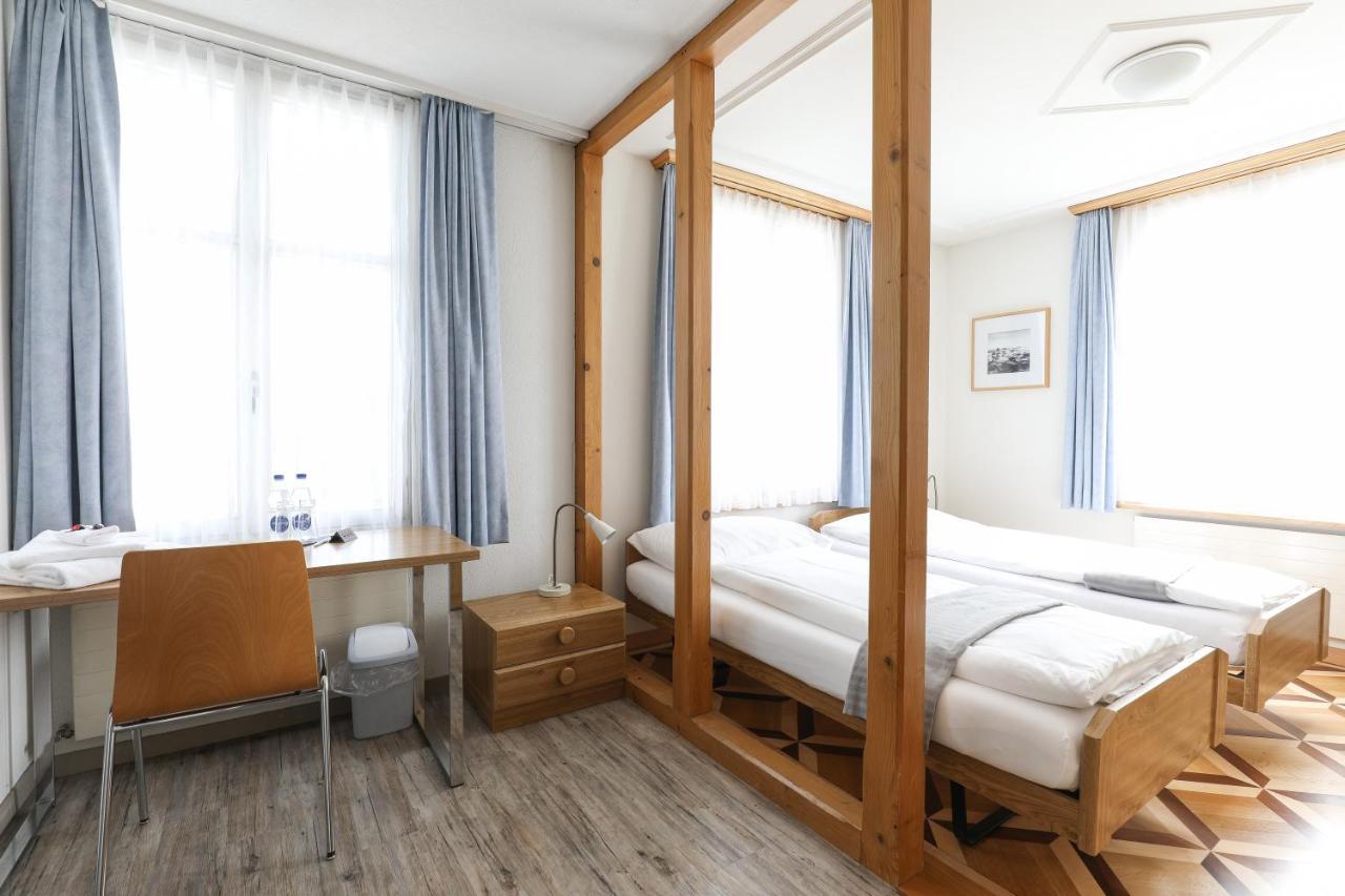Hotel Loewen Niederuzwil Esterno foto